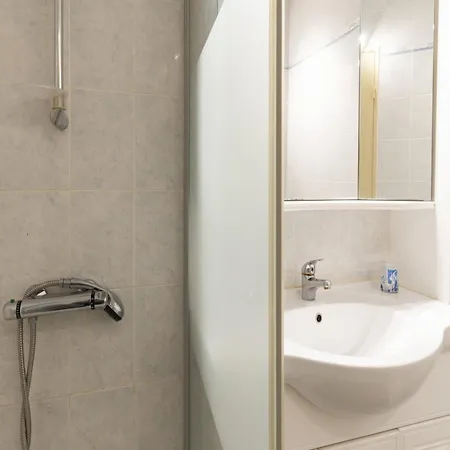 Apt In Agde, 50 M From Beach Appartamento Agde